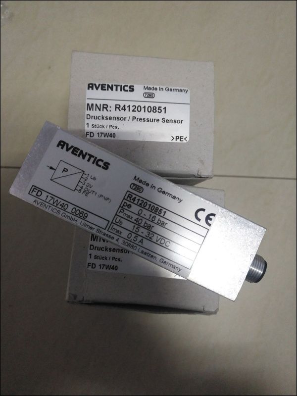 R412010851   光電接近開關(guān)