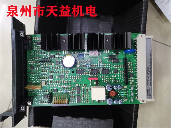 0811405060 VT-VRRA1-527-20 V0  力士樂放大板