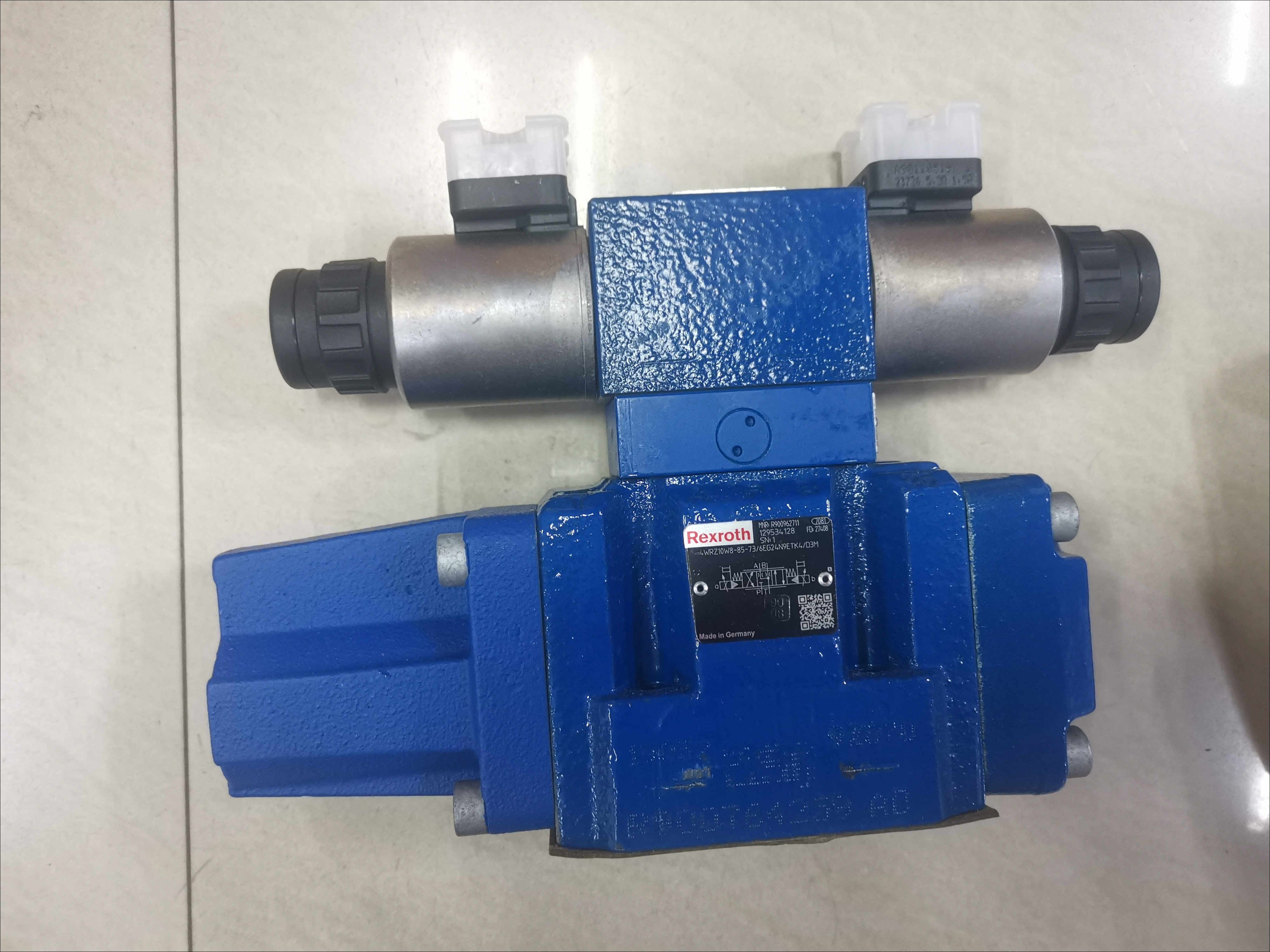 4WRZ10W8-85-7X 6EG24N9ETK4 D3M