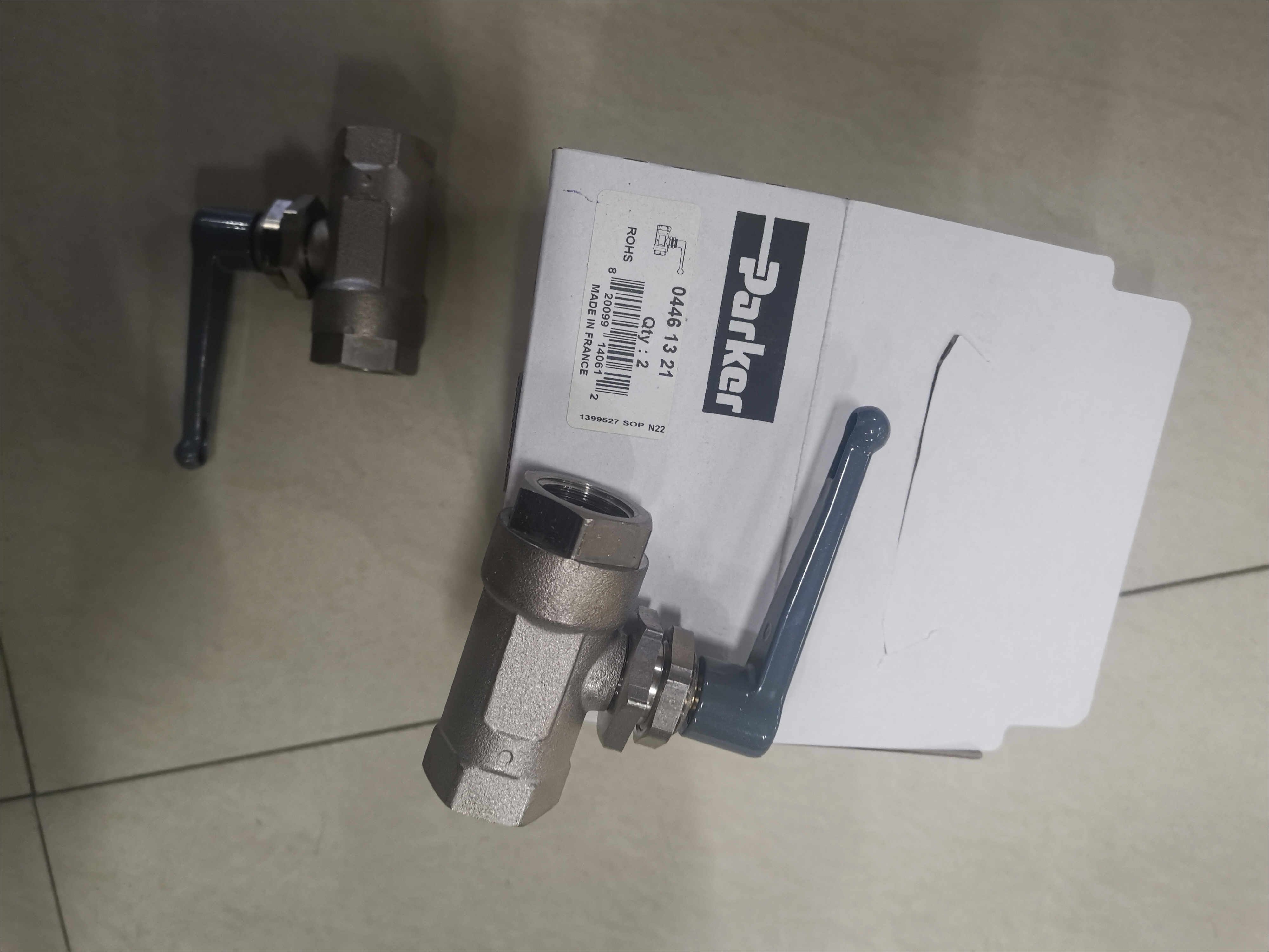 0446 13 21   手動(dòng)閥