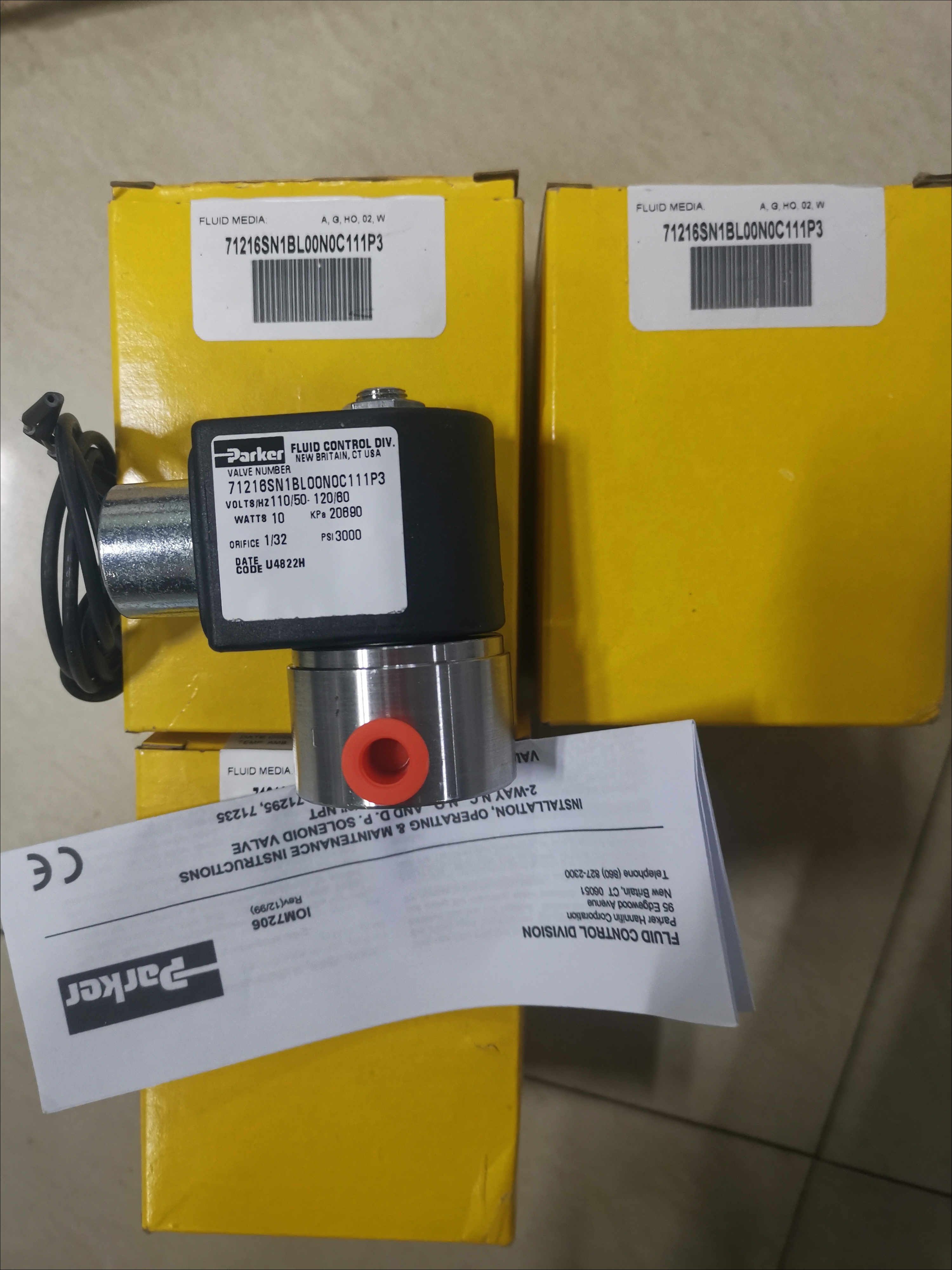 71216SN1BL00N0C111P3   Parker