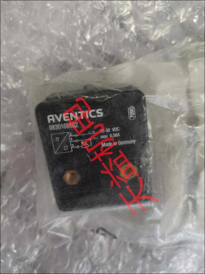 0830100502   傳感器接近開關(guān)