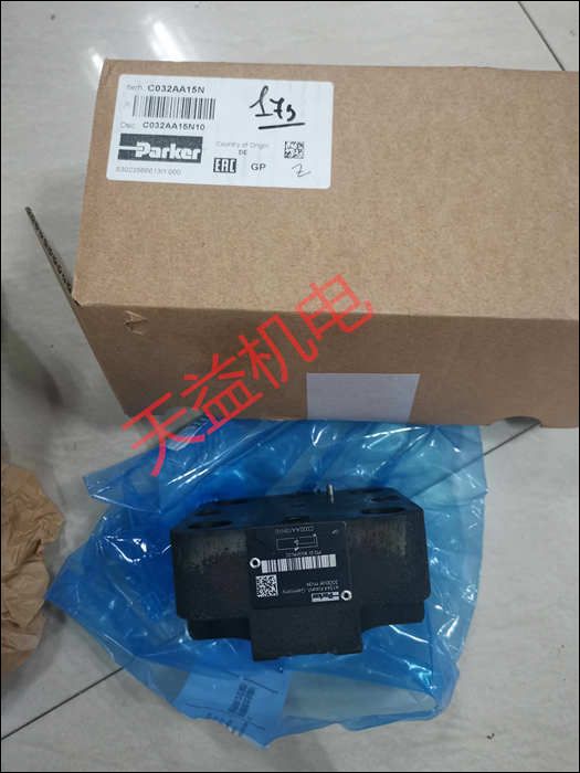 C032AA15N10   插裝閥蓋板