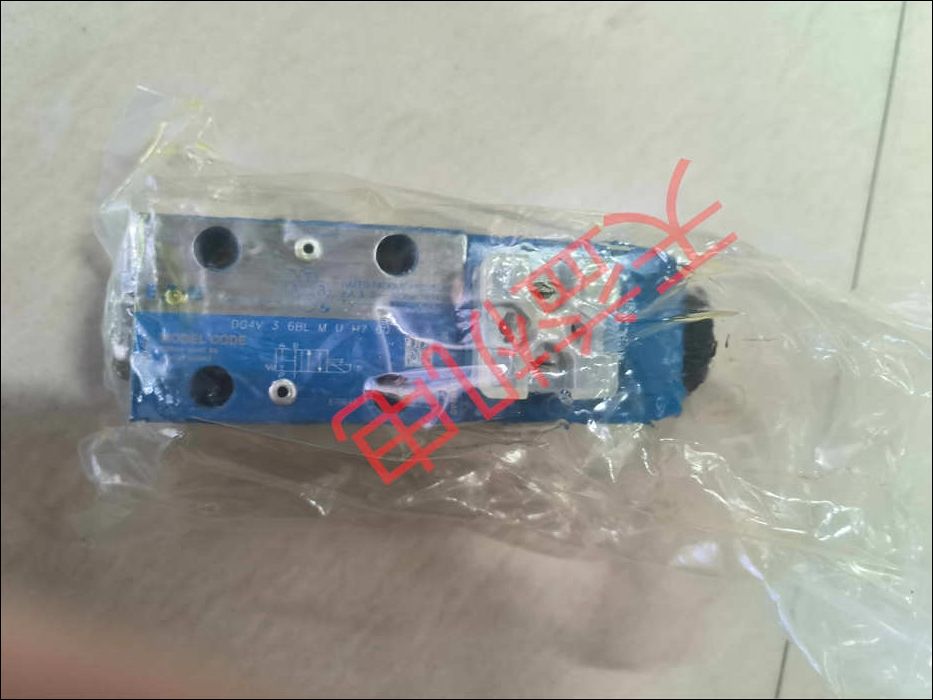 DG4V 3 6BL MU H7 60   電磁閥