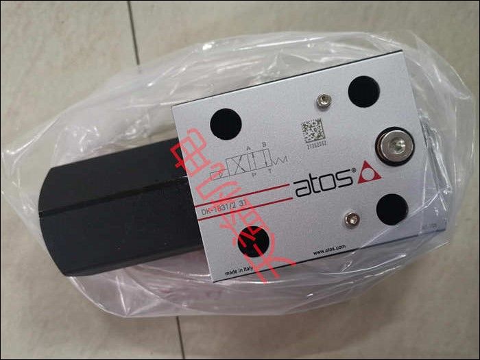 DK-1831 2 31    氣控?fù)Q向閥